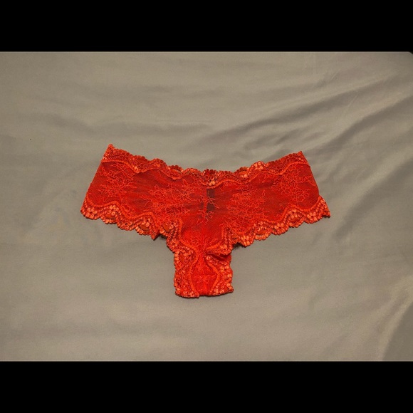 Victoria’s Secret lacy cheeky panty - Picture 3 of 4